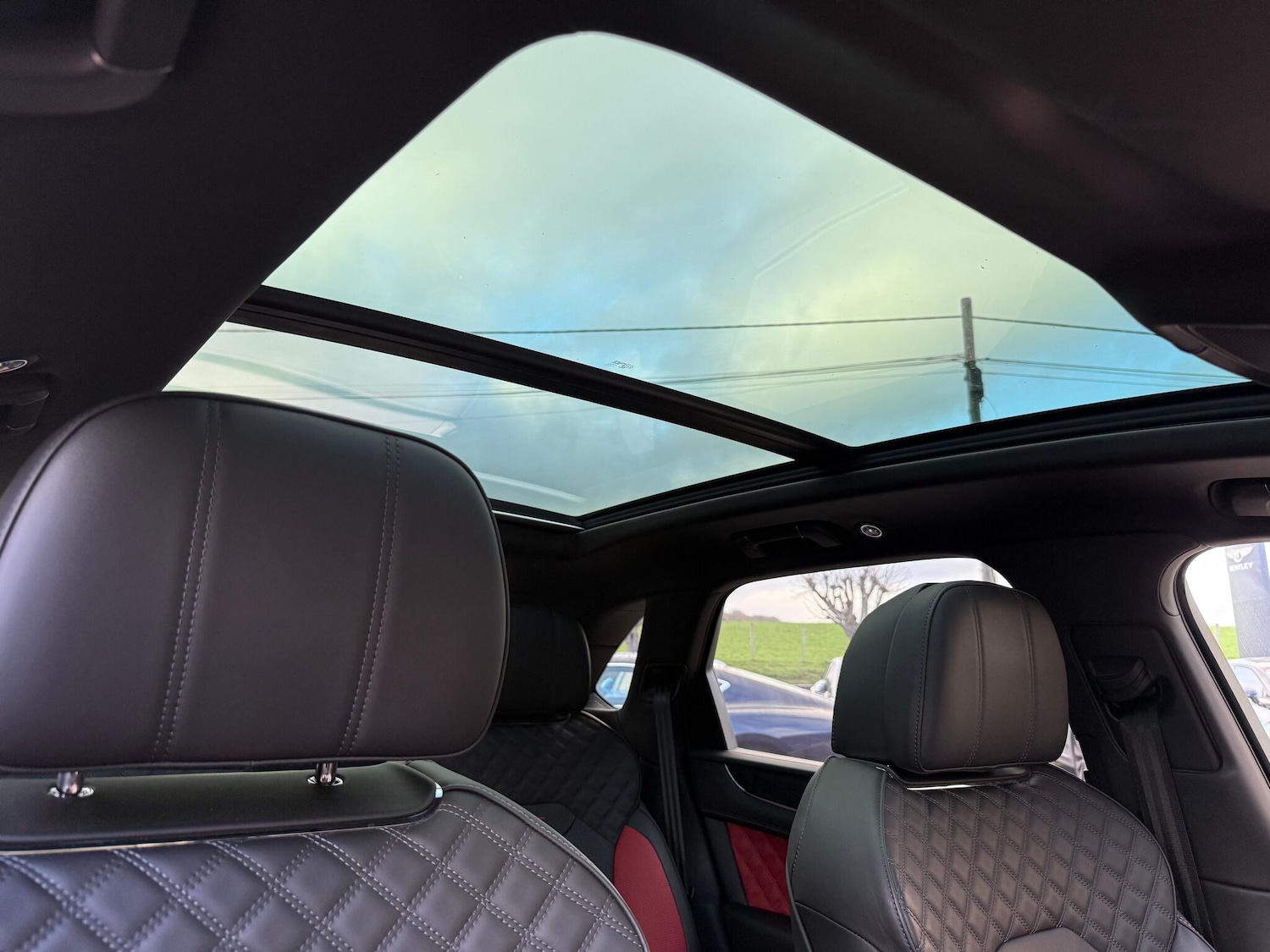 Used Bentley Bentayga 2021 for sale - 76936498: Photo 53