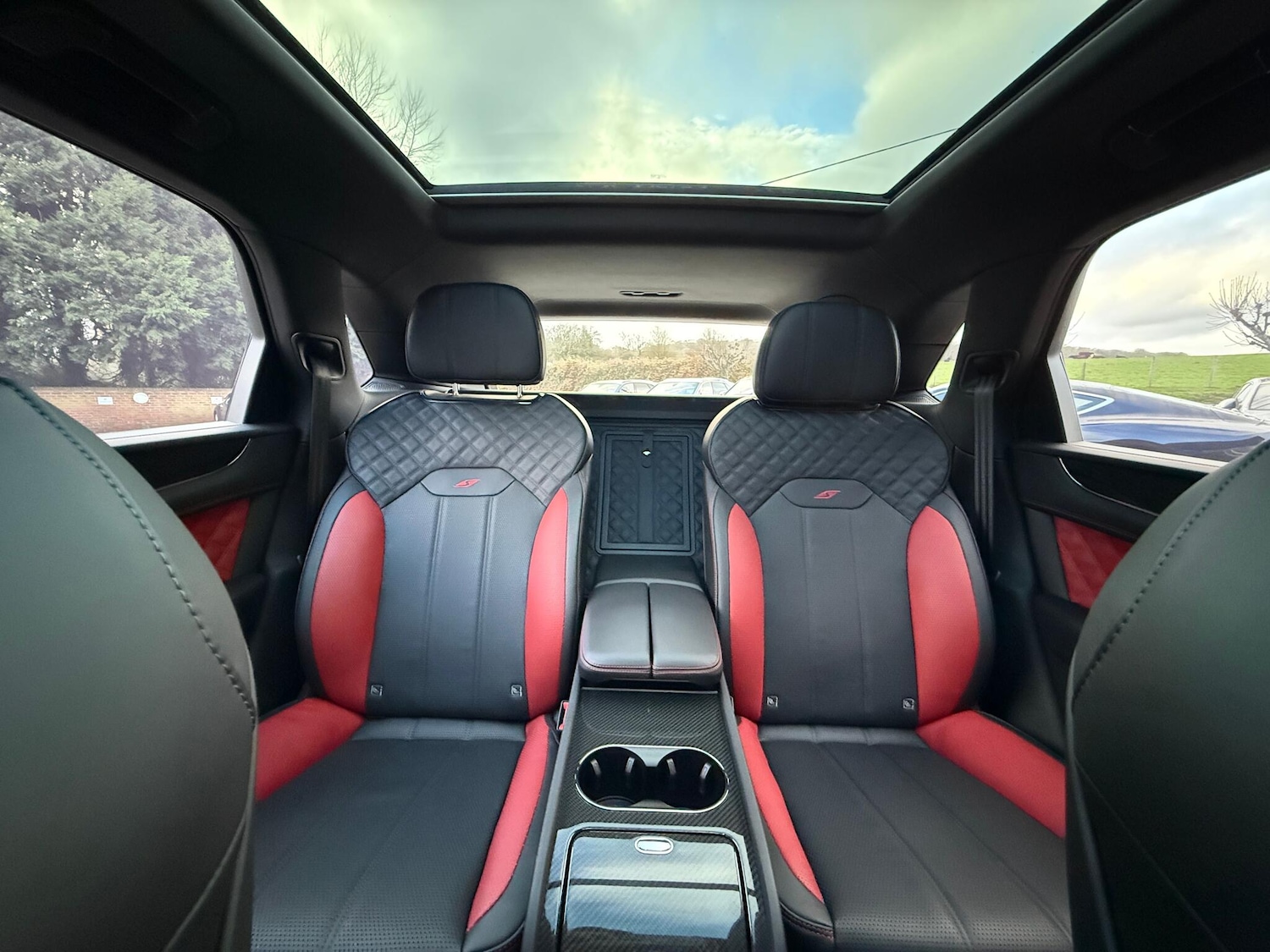 Used Bentley Bentayga 2021 for sale - 76936498: Photo 57