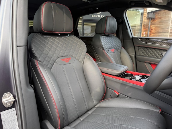 Used Bentley Bentayga 2025 for sale - 76294778: Photo 12