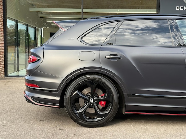 Used Bentley Bentayga 2025 for sale - 76294778: Photo 18