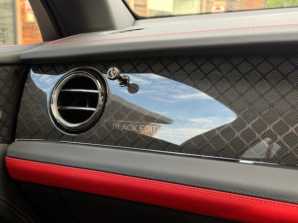 Used Bentley Bentayga 2025 for sale - 76294778: Photo 21