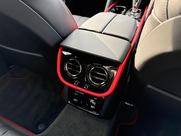 Used Bentley Bentayga 2025 for sale - 76294778: Photo 37