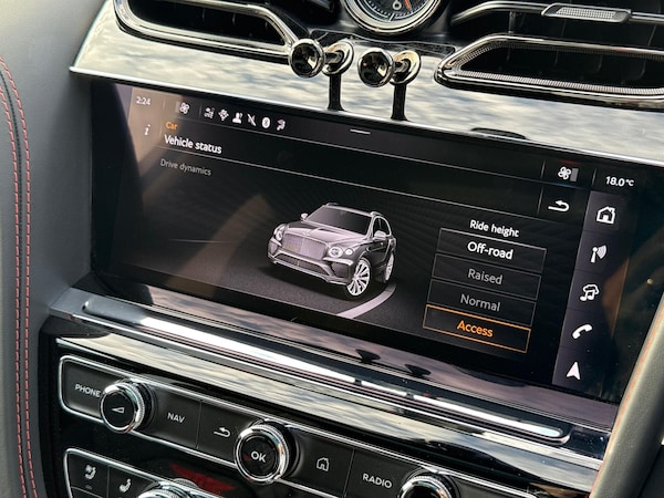 Used Bentley Bentayga 2025 for sale - 76294778: Photo 49