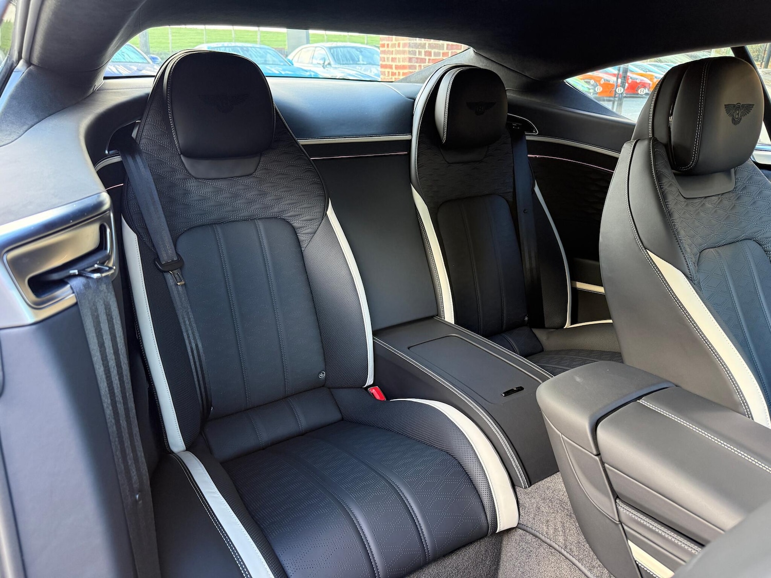 Used Bentley Continental 2025 for sale - 76522277: Photo 24