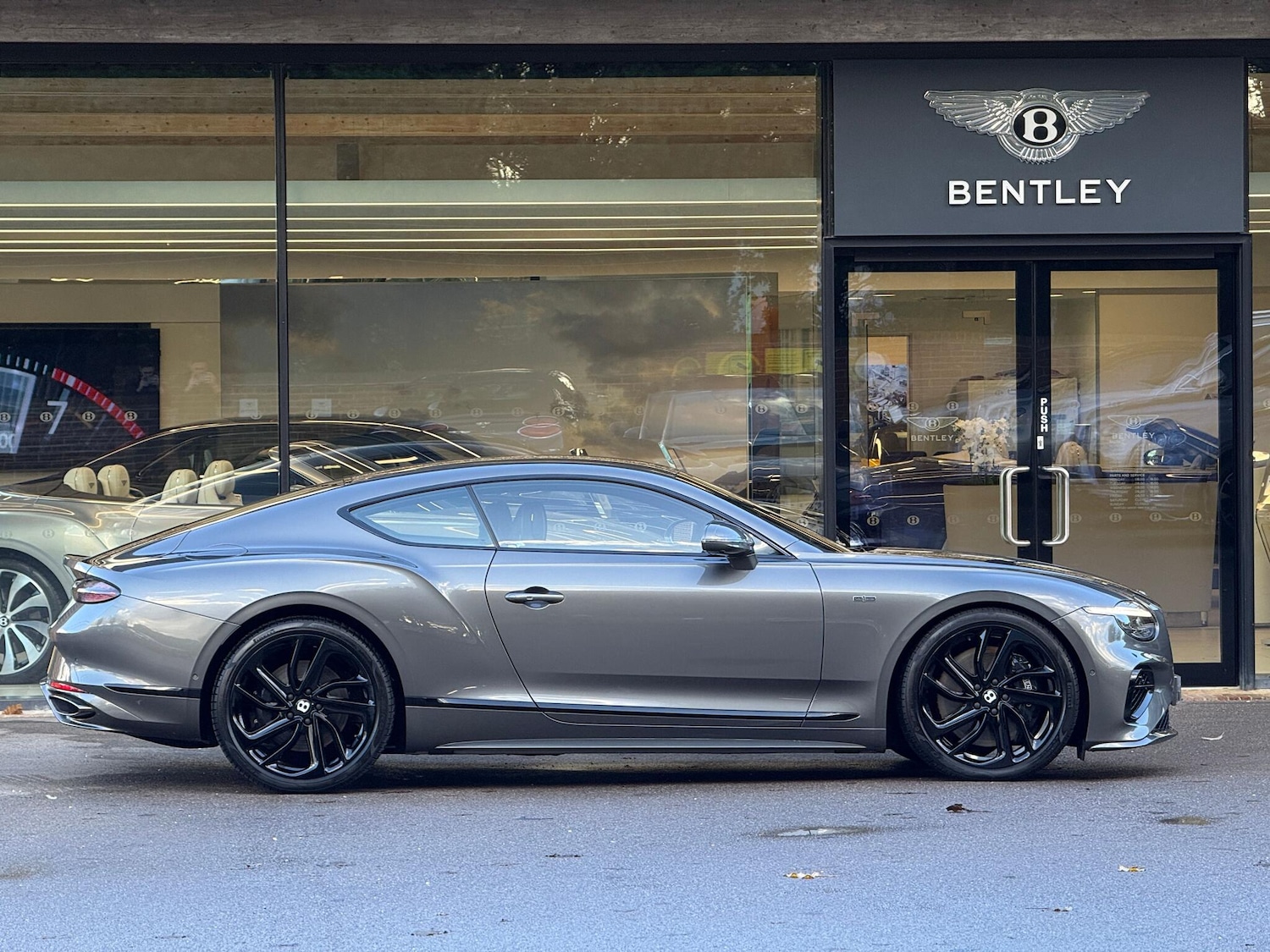 Used Bentley Continental 2025 for sale - 76522277: Photo 3