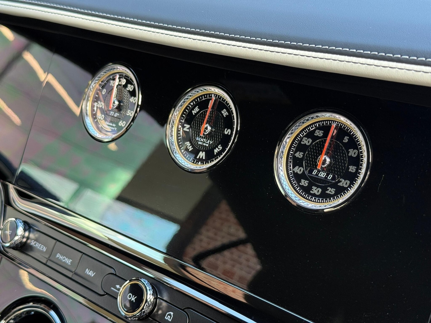 Used Bentley Continental 2025 for sale - 76522277: Photo 34