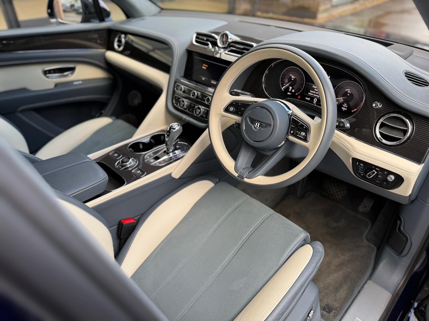 Used Bentley Bentayga for sale - 77704747: Photo 15