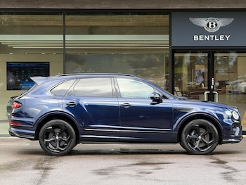 Used Bentley Bentayga 2023 for sale - 77704747: Photo