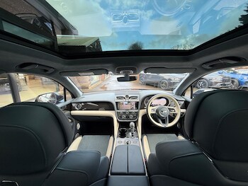 Used Bentley Bentayga 2023 for sale - 77704747: Photo