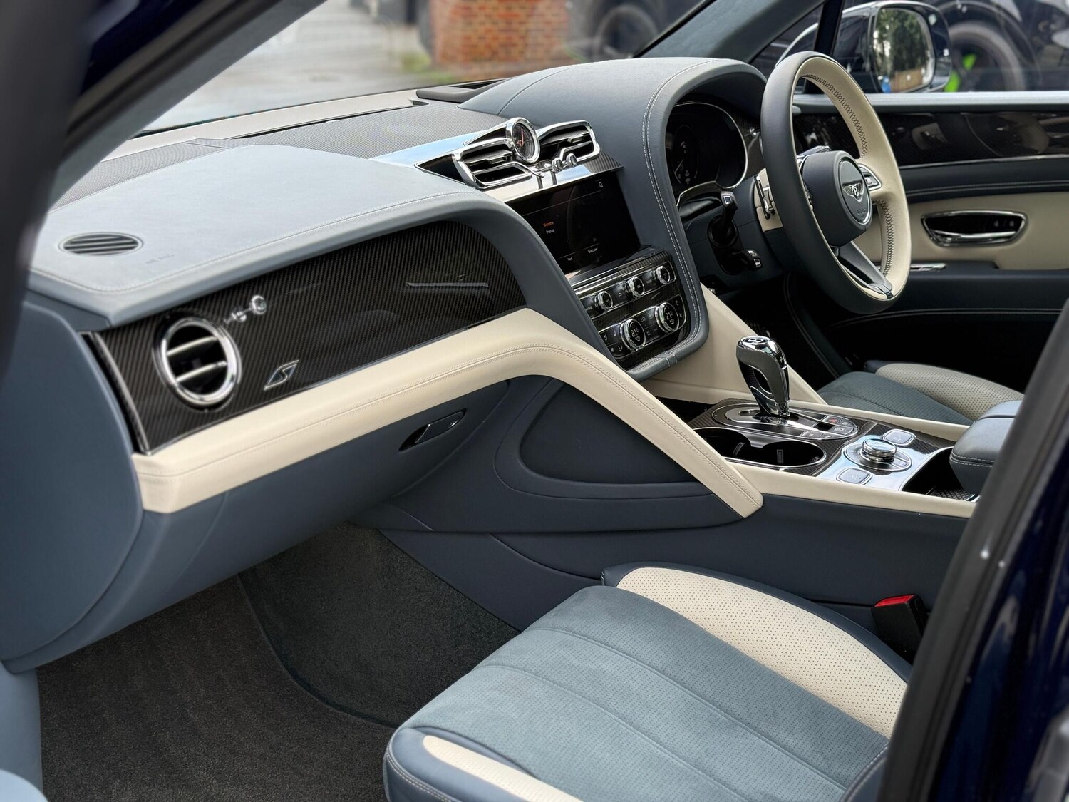 Used Bentley Bentayga for sale - 77704747: Photo 43