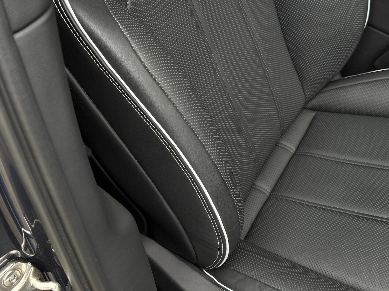 Used Bentley Bentayga 2025 for sale - 77156743: Photo 16