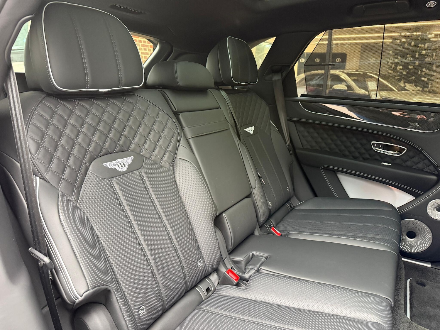 Used Bentley Bentayga 2025 for sale - 77156743: Photo 18
