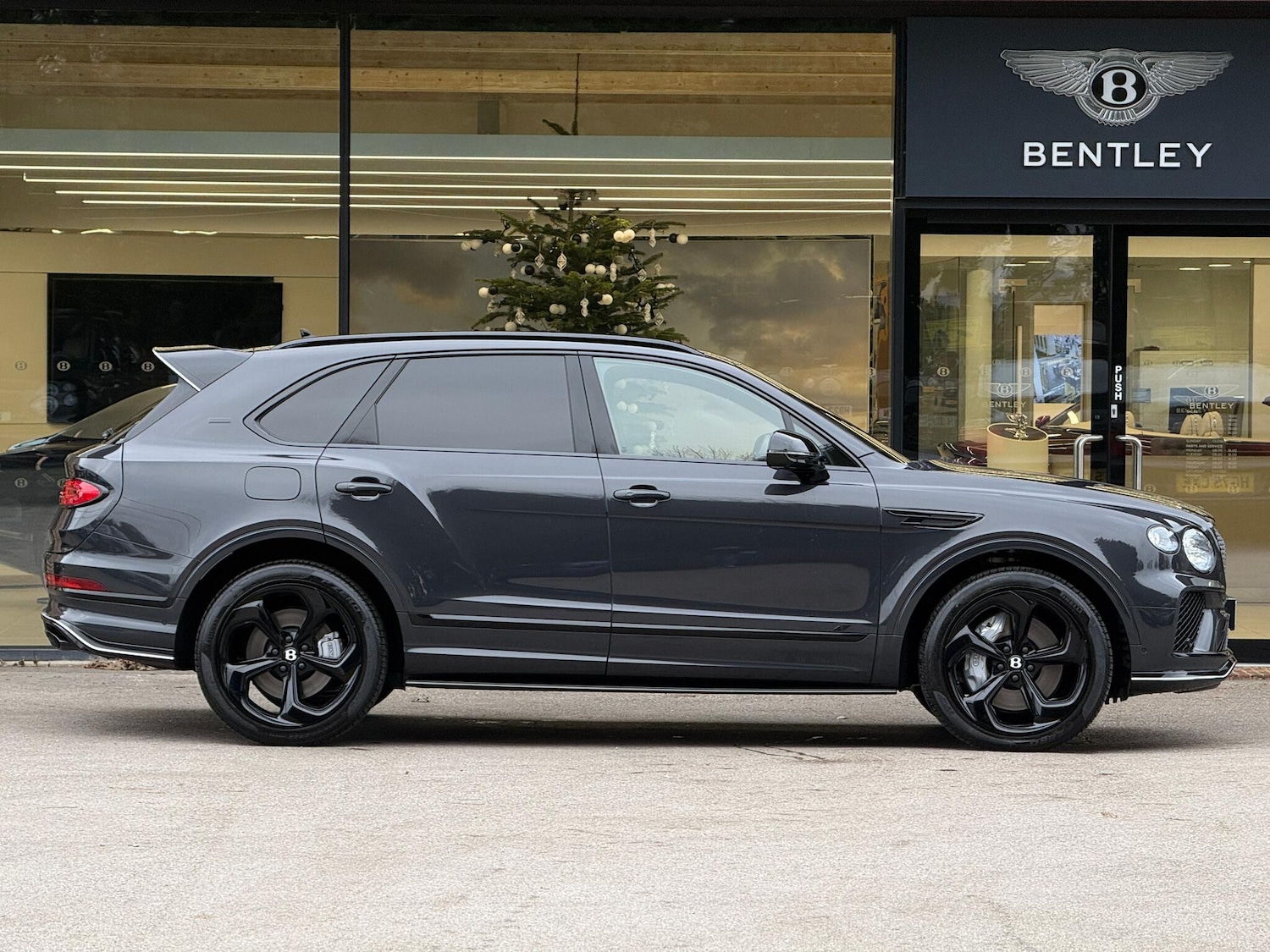 Used Bentley Bentayga 2025 for sale - 77156743: Photo 25