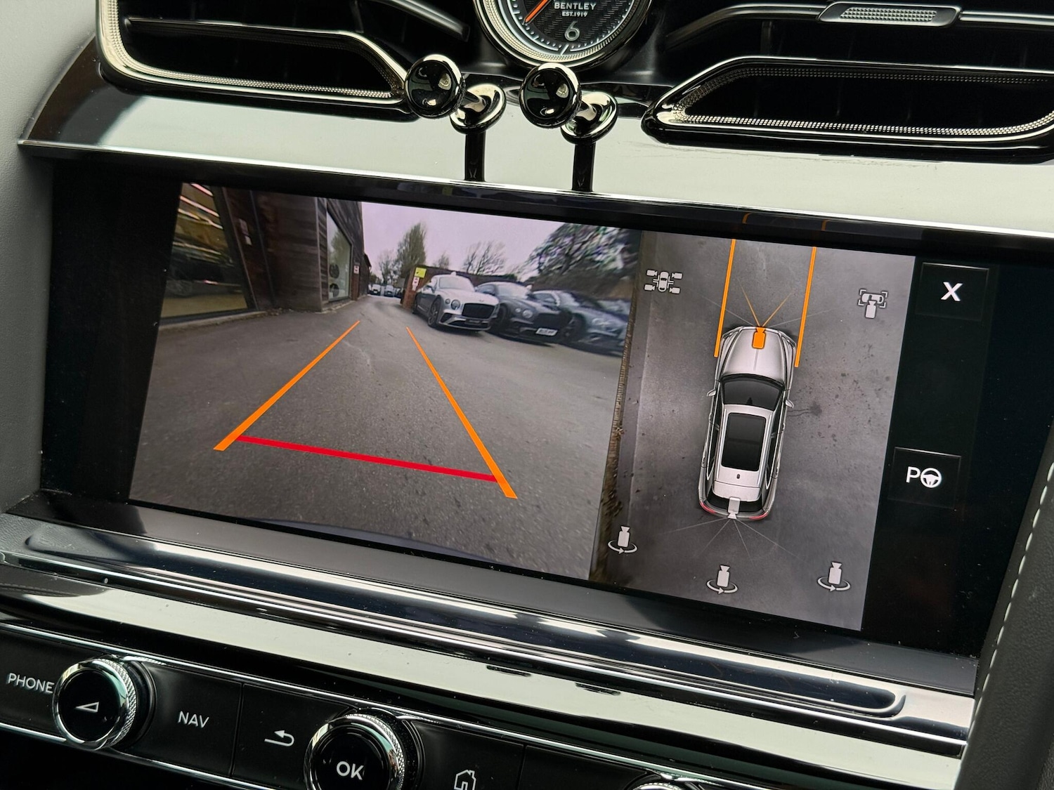 Used Bentley Bentayga 2025 for sale - 77156743: Photo 36