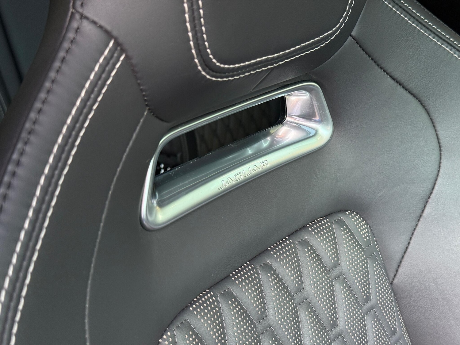 Used Jaguar F-Pace 2019 for sale - 76752927: Photo 17