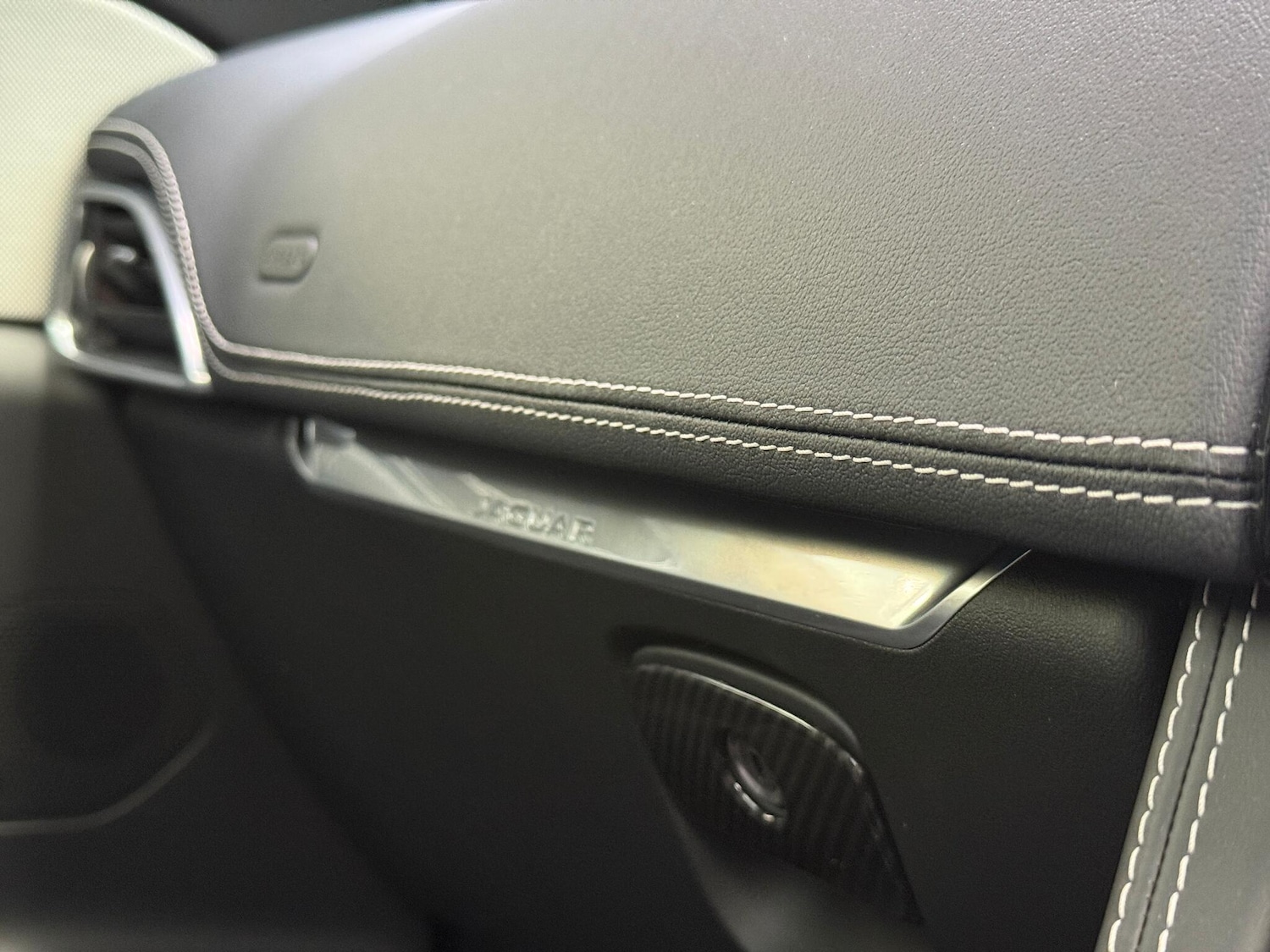 Used Jaguar F-Pace 2019 for sale - 76752927: Photo 35