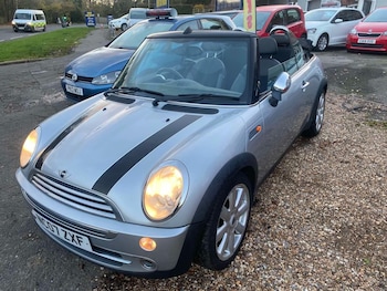 Used MINI Convertible 2007 for sale - 78250653: Photo