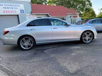 Used Mercedes-Benz E Class 2017 for sale - 79677405: Photo