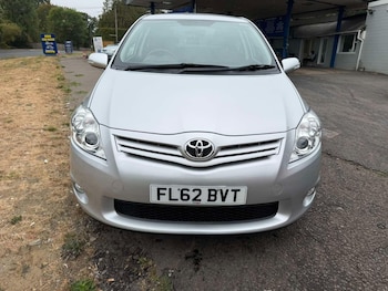 Used Toyota Auris 2012 for sale - 79553261: Photo