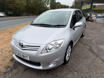 Used Toyota Auris 2012 for sale - 79553261: Photo