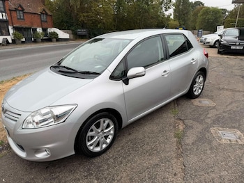 Used Toyota Auris 2012 for sale - 79553261: Photo