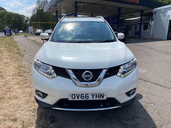 Used Nissan X-Trail 2016 for sale - 79201549: Photo