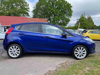 Used Ford Fiesta 2015 for sale - 78461012: Photo