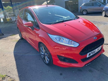 Used Ford Fiesta 2016 for sale - 79497042: Photo