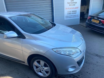 Used Renault Megane 2010 for sale - 78384267: Photo