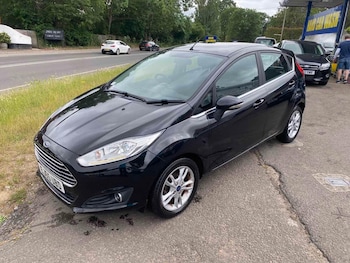 Used Ford Fiesta 2015 for sale - 78772037: Photo