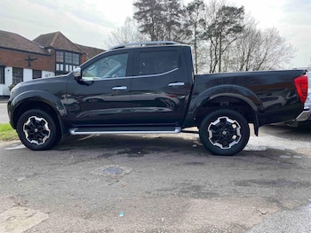 Used Nissan Navara 2020 for sale - 78250639: Photo