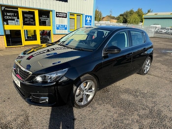 Used Peugeot 308 2018 for sale - 76793619: Photo