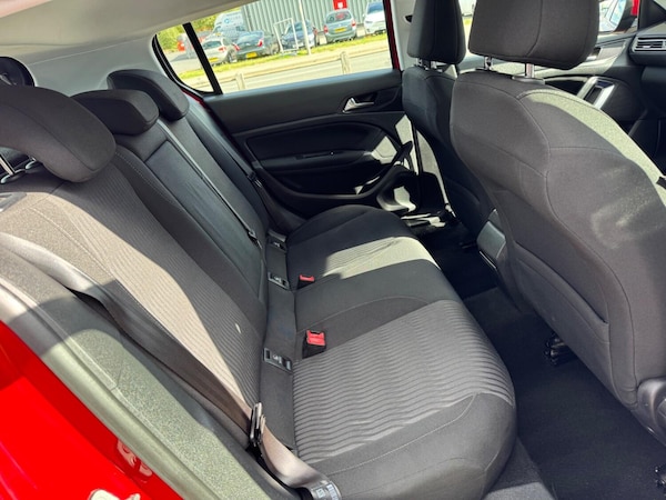 Used Peugeot 308 2014 for sale - 76181084: Photo 11