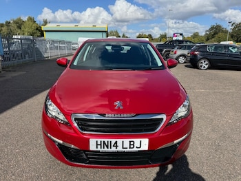 Used Peugeot 308 2014 for sale - 76181084: Photo 2