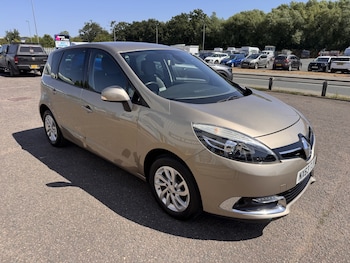 Used Renault Scenic 2013 for sale - 79360224: Photo
