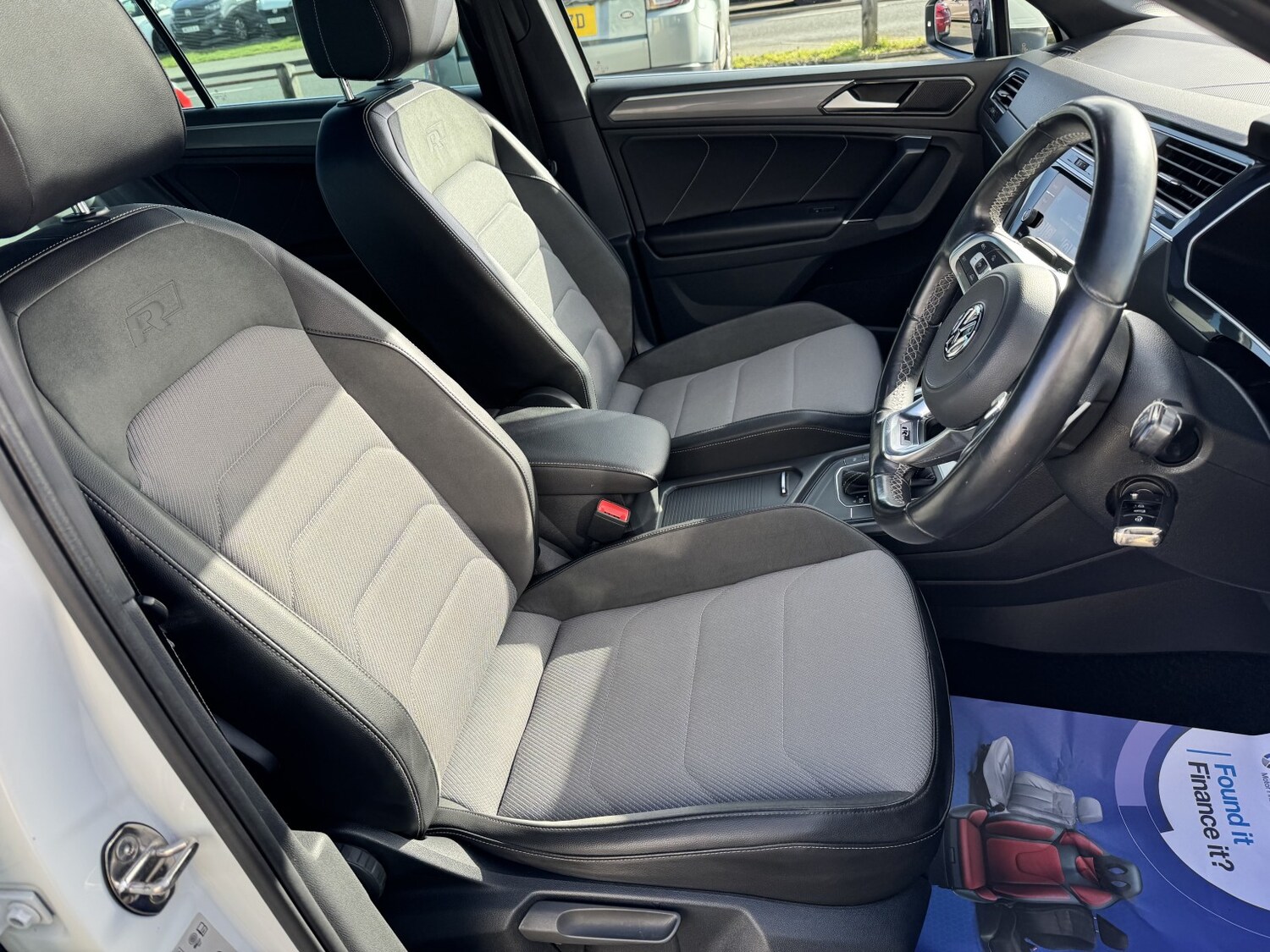 Used Volkswagen Tiguan 2017 for sale - 77906527: Photo 10