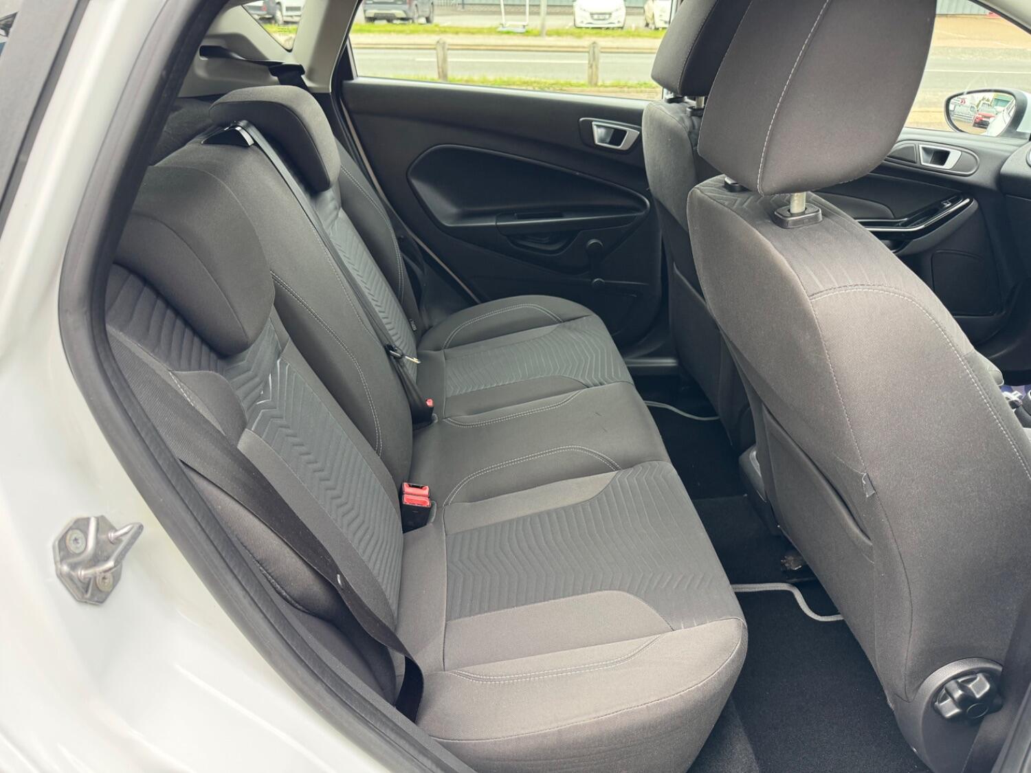 Used Ford Fiesta 2016 for sale - 76904648: Photo 11