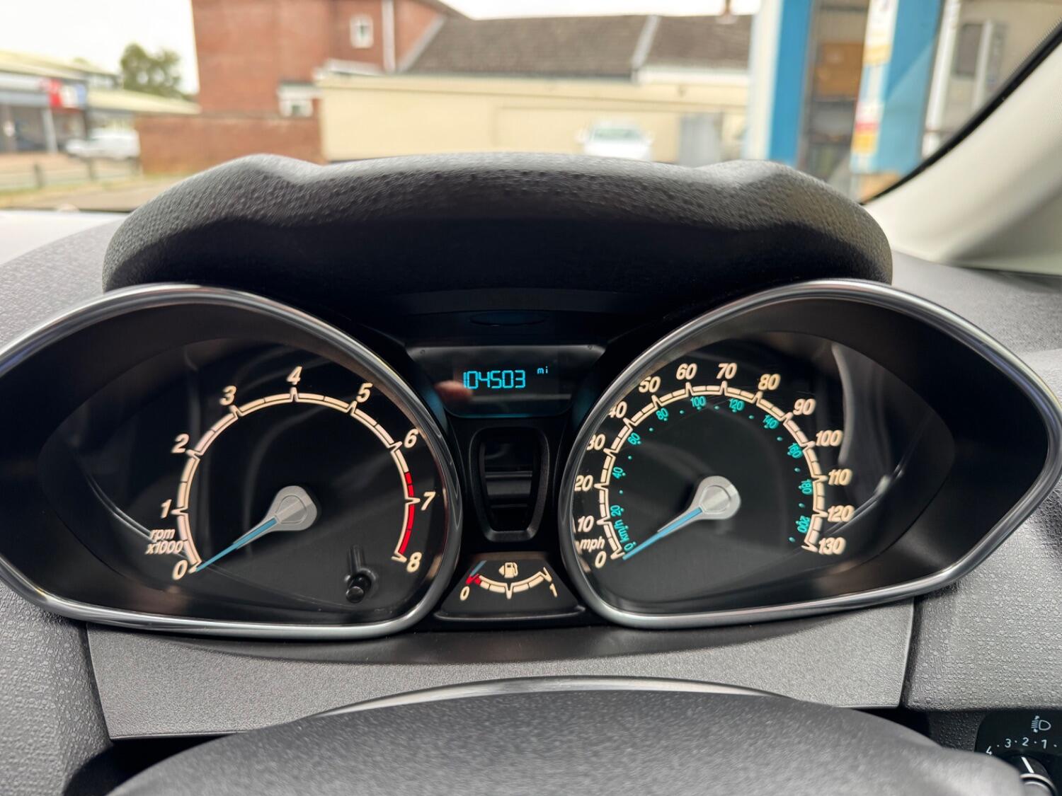 Used Ford Fiesta 2016 for sale - 76904648: Photo 15