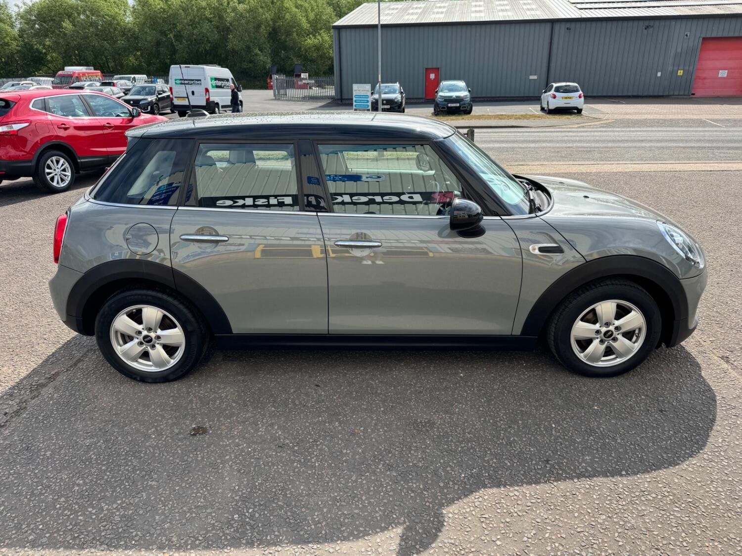 Used MINI Hatch 2018 for sale - 76793618: Photo 8