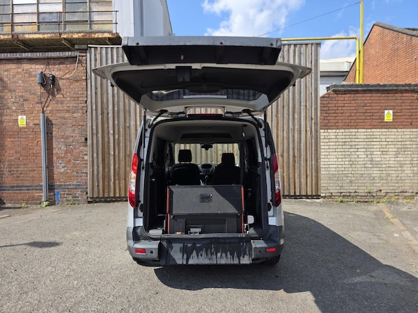 Used Ford Tourneo Connect 2016 for sale - 74725649: Photo 16