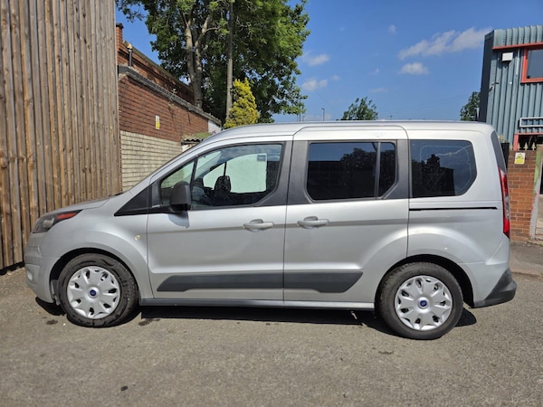 Used Ford Tourneo Connect 2016 for sale - 74725649: Photo 8