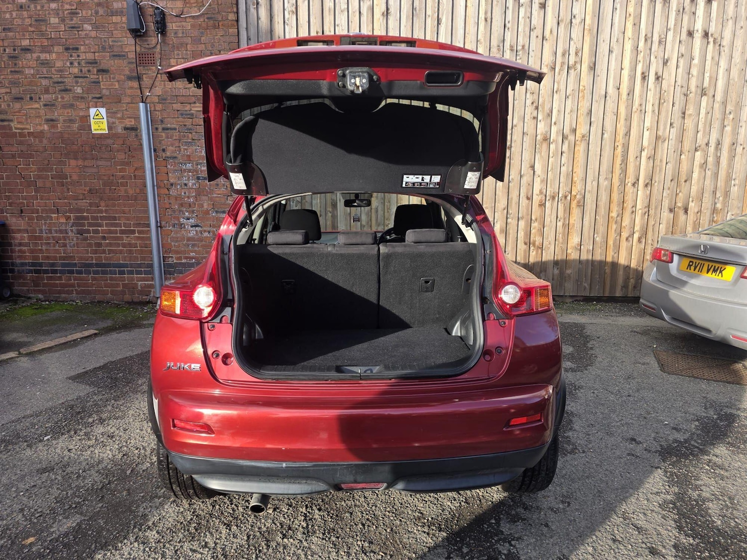 Used Nissan Juke 2011 for sale - 76573305: Photo 11