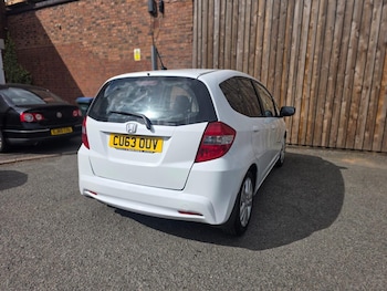 Used Honda Jazz 2013 for sale - 75940123: Photo