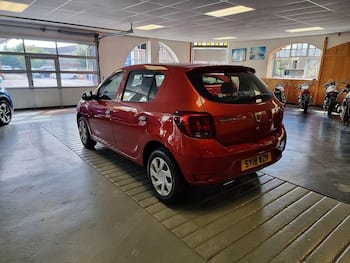 Used Dacia Sandero 2018 for sale - 79840775: Photo