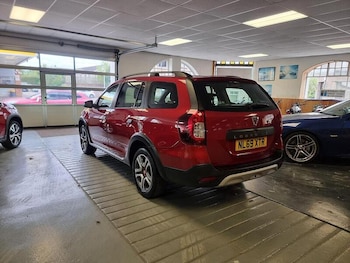 Used Dacia Logan MCV Stepway 2019 for sale - 79019058: Photo