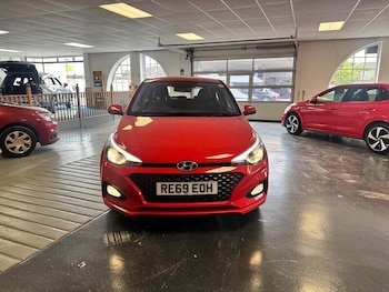 Used Hyundai i20 2019 for sale - 79468741: Photo