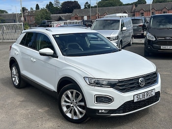 Used Volkswagen T-Roc 2018 for sale - 79124643: Photo