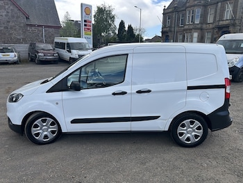 Used Ford Transit Courier 2020 for sale - 78557975: Photo
