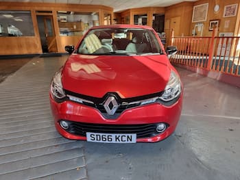 Used Renault Clio 2016 for sale - 79773841: Photo