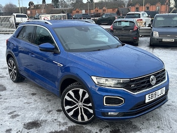 Used Volkswagen T-Roc 2019 for sale - 77990185: Photo